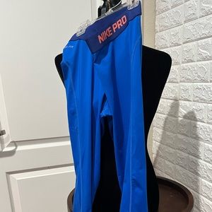 Nike Pro dri-fit womens medium leggings tights